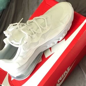 Nike Air Max 270 React